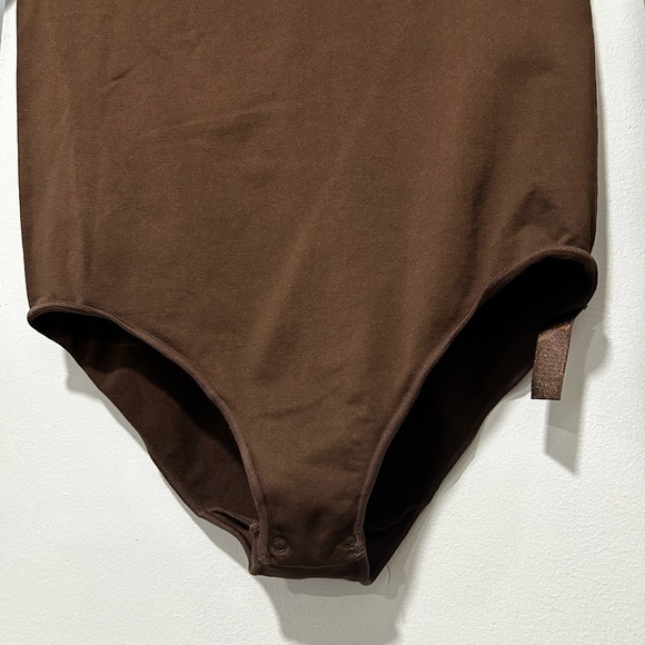 Skims bodysuit - Picture 3 of 4